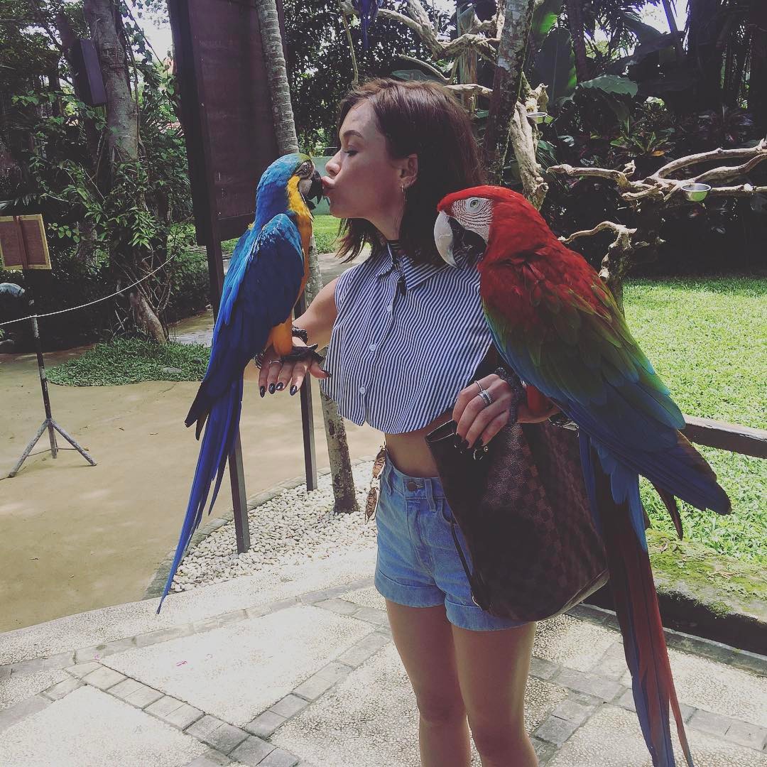 Мария Яремчук зажгла на Бали с местными музыкантами